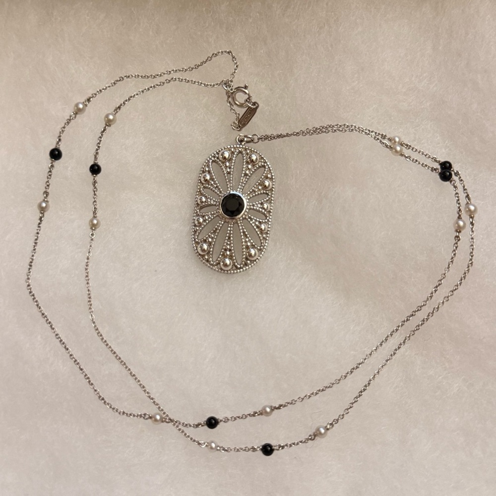 Tiffany & Co. Ziegfeld Daisy Collection Silver Pearls & Onyx Necklace